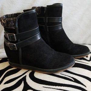 Super cute ankle boots